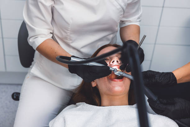 Best Emergency Tooth Extraction in North Miami, FL